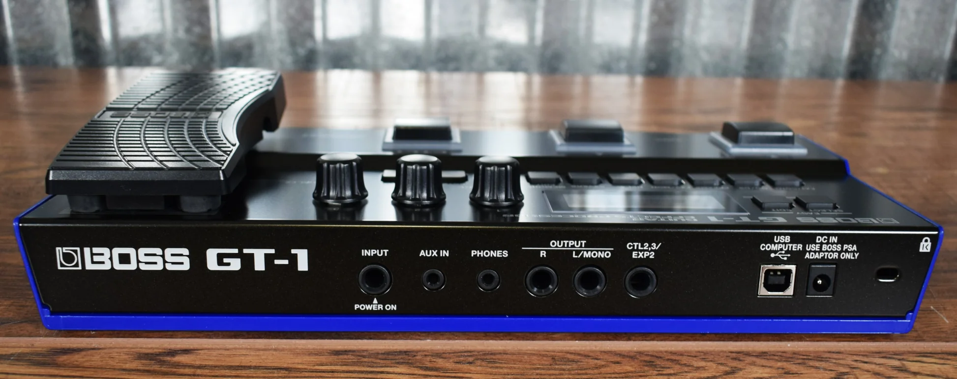 BOSS GT-1- guitar multi‑effects processor