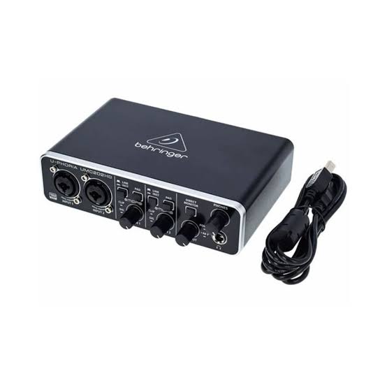 Behringer U-Phoria UMC202